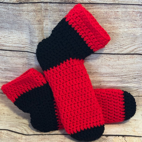 Crochet Socks are super comfortable and warm. - Picture 9 of 10